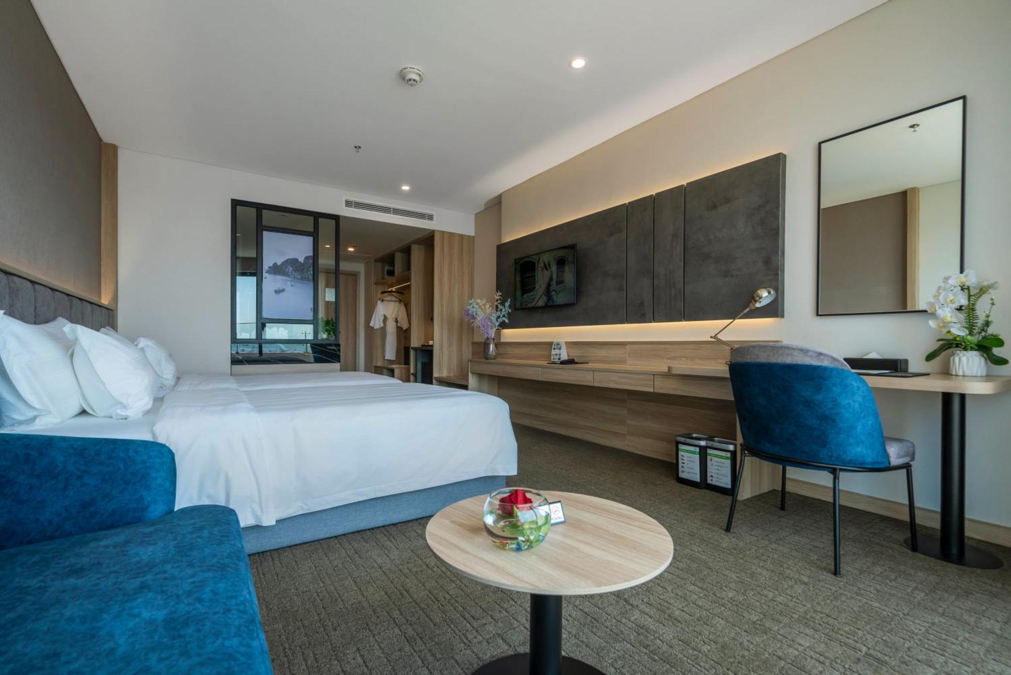 Wyndham Garden Legend Halong Ha Long Exterior foto