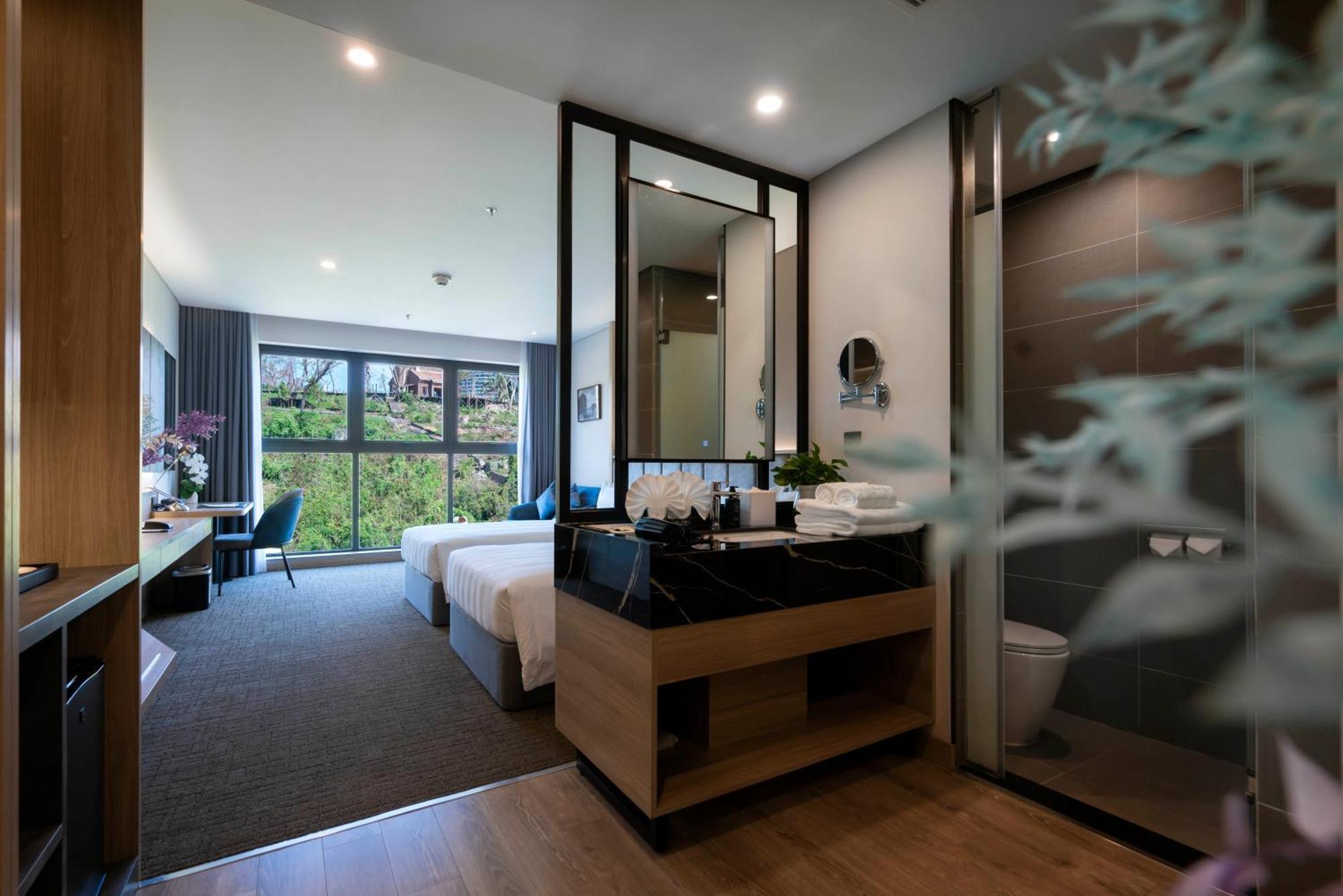 Wyndham Garden Legend Halong Ha Long Exterior foto