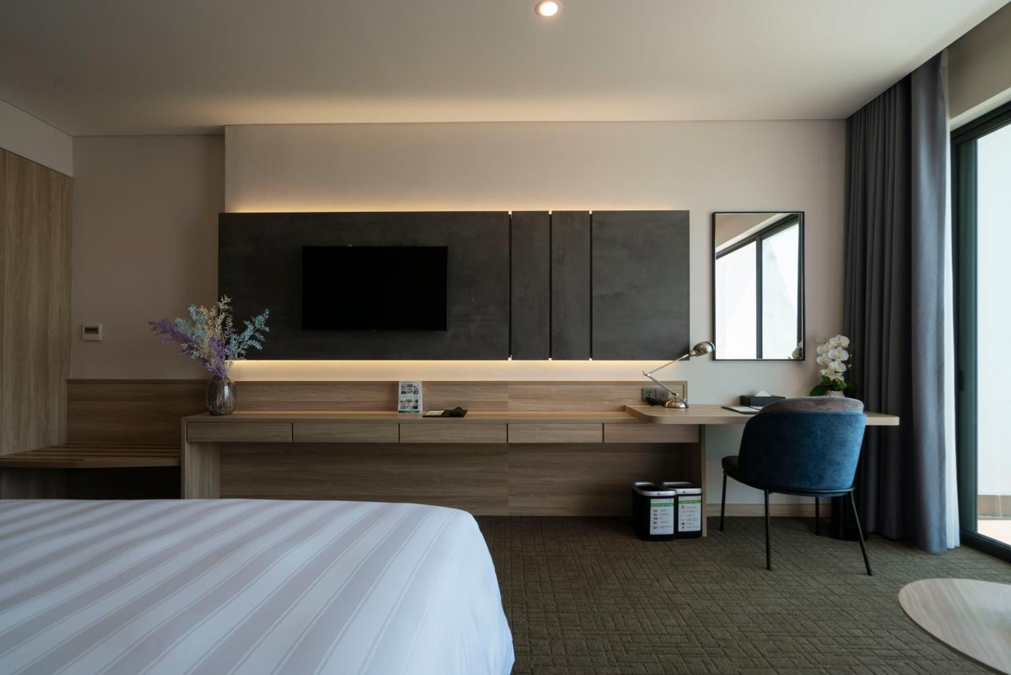 Wyndham Garden Legend Halong Ha Long Exterior foto